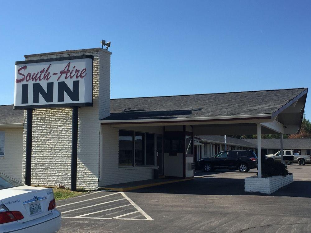 Rodeway Inn Dickson Exterior photo